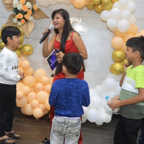 meera.desai22-20240916-0019